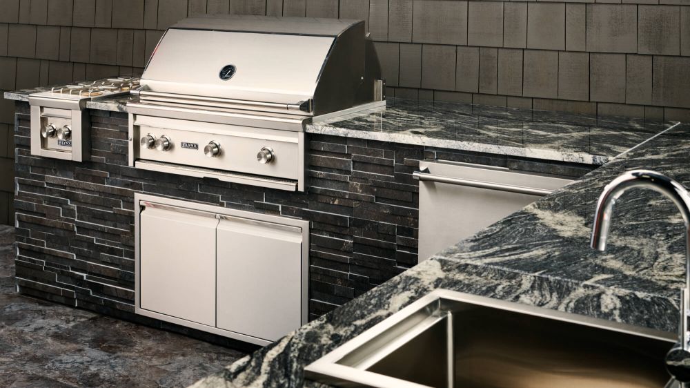 How To Choose The Best Countertops For Your Outdoor Kitchen